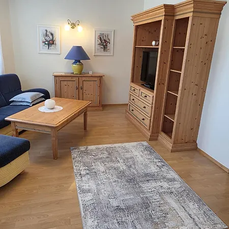 Liss Apartamento Jerzens